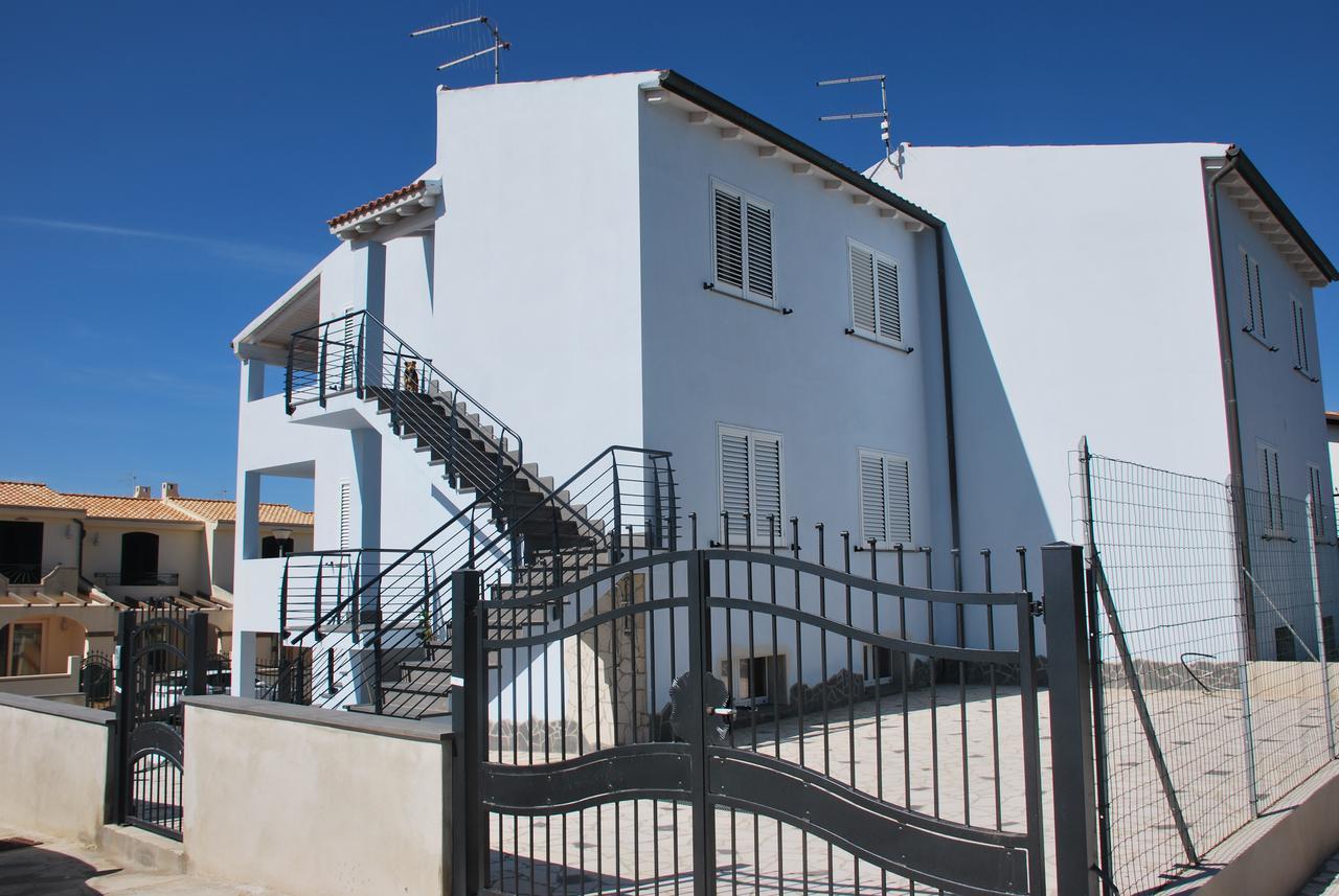 La Casa Dei Sogni Villa Portoscuso Exteriör bild